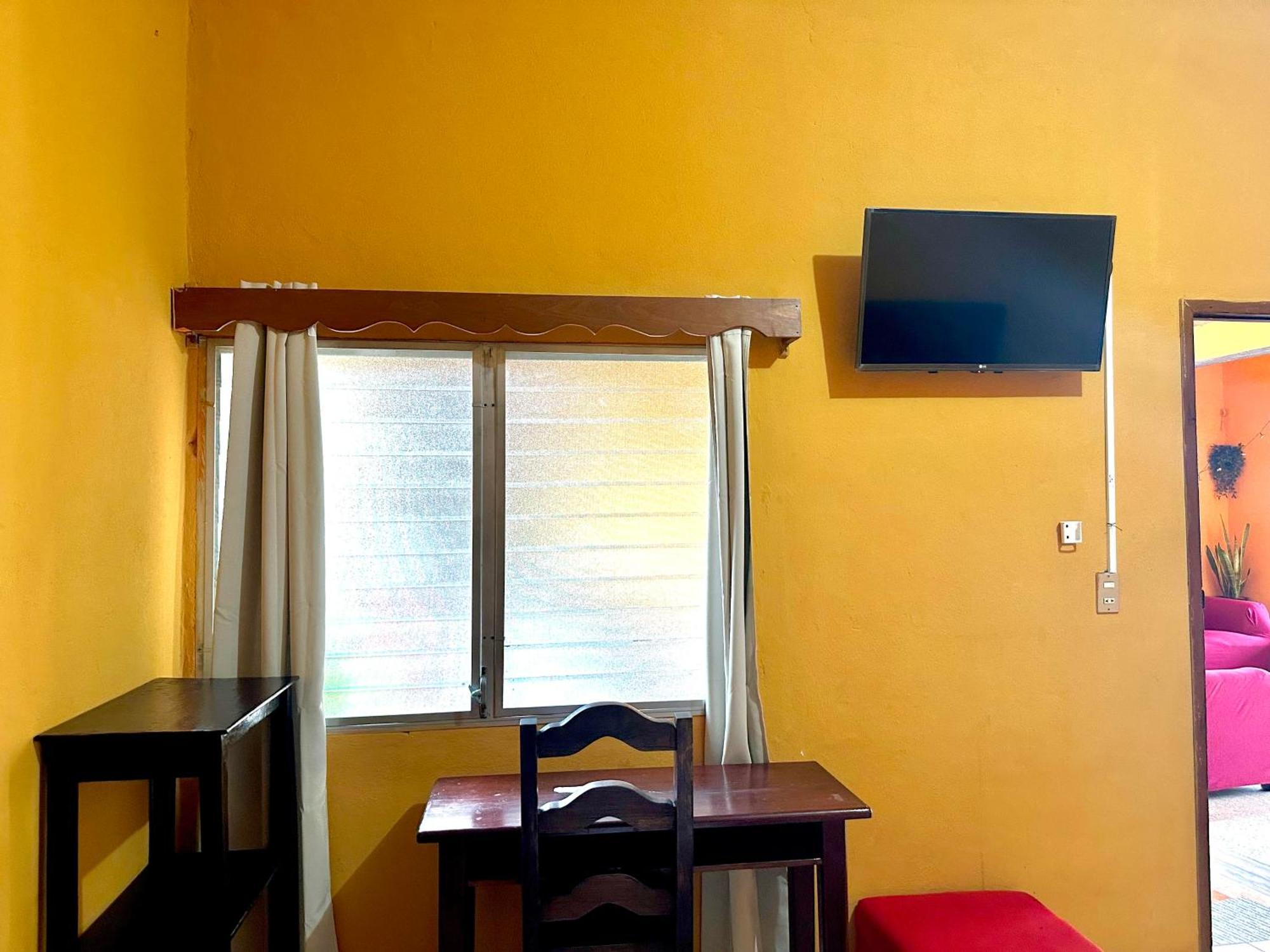 Hotel San Miguel Flores Chambre photo