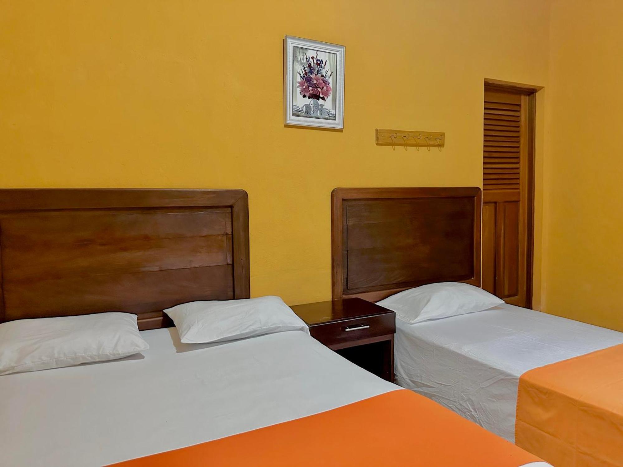 Hotel San Miguel Flores Chambre photo