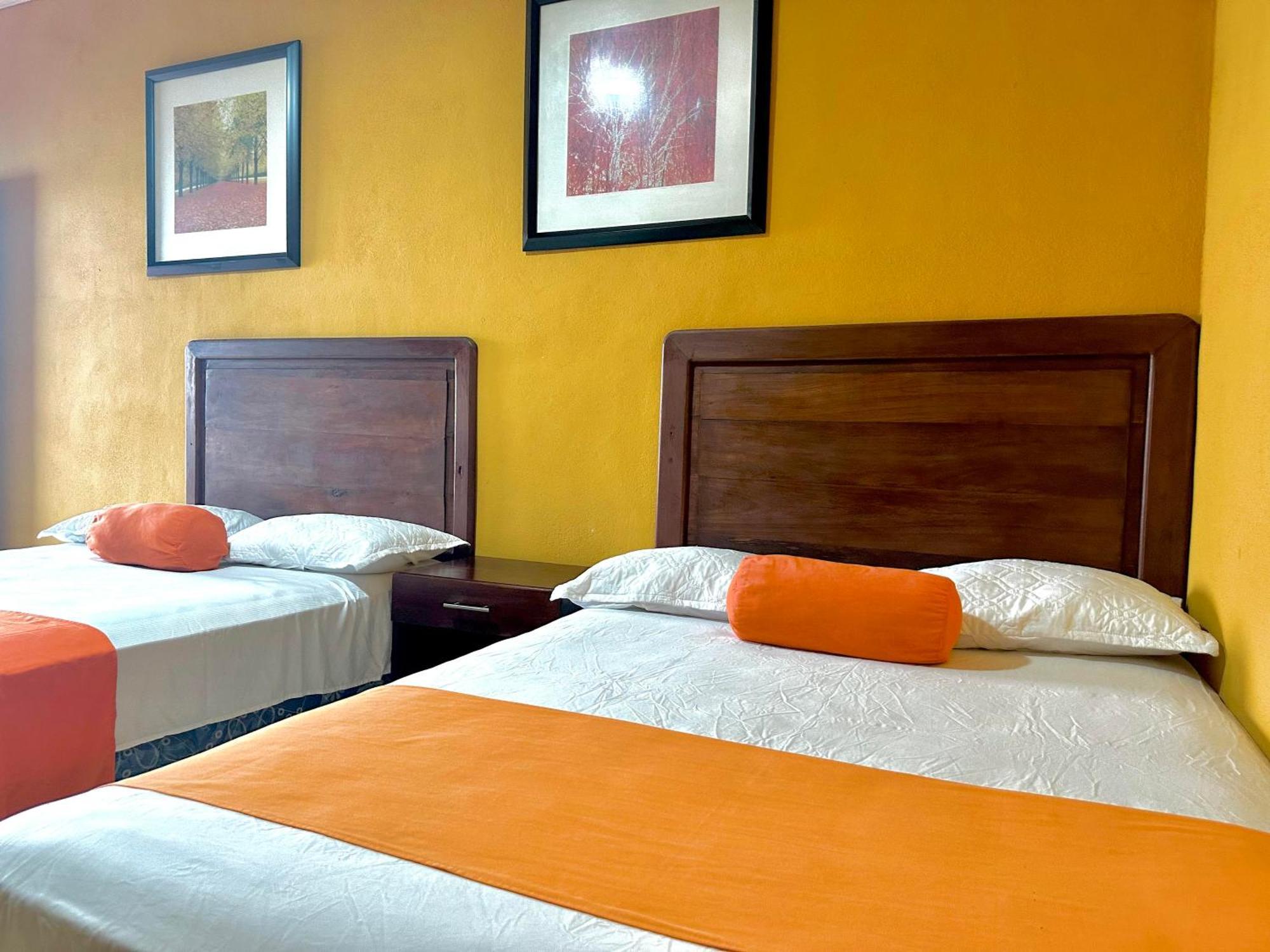 Hotel San Miguel Flores Chambre photo