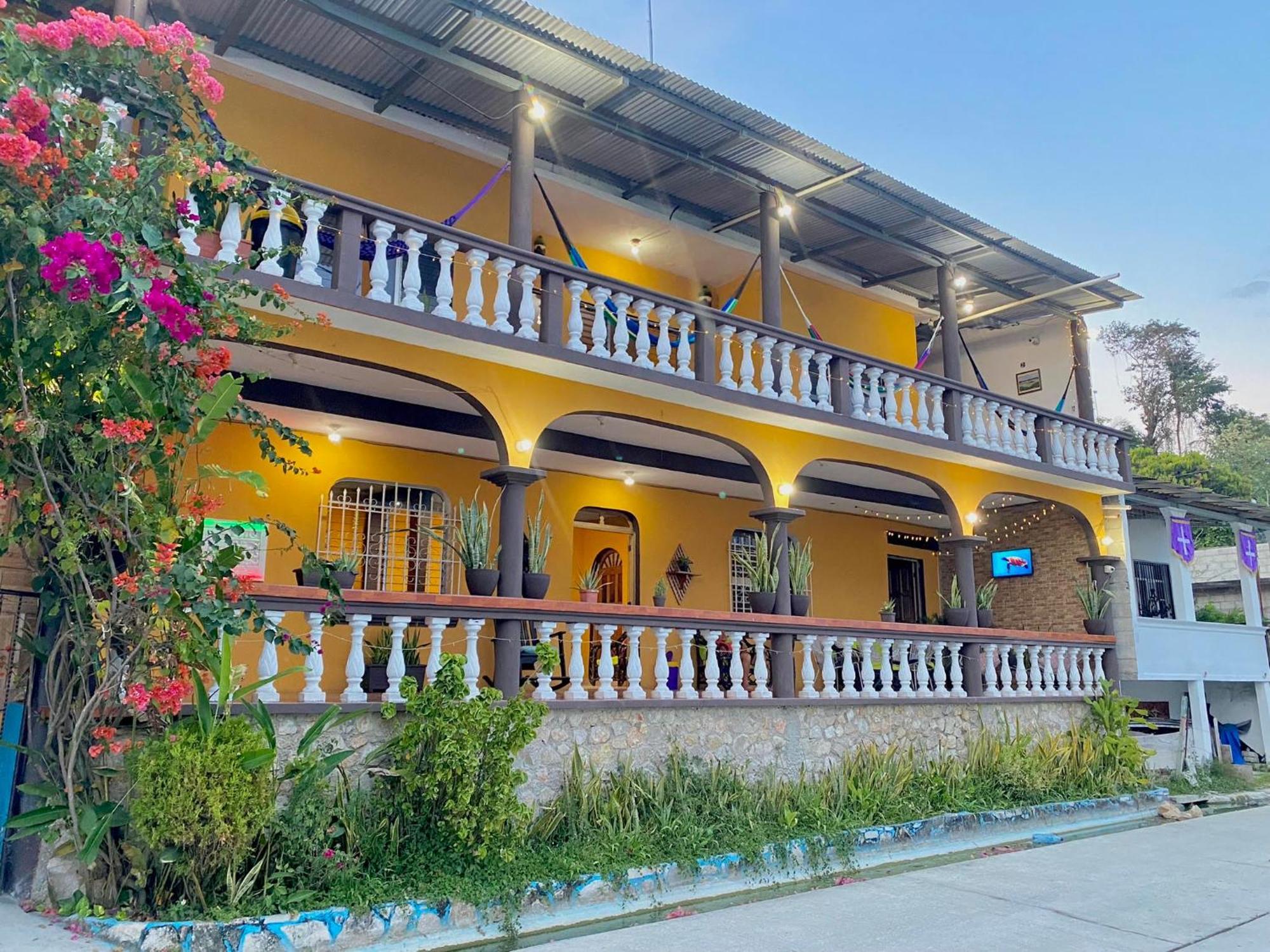 Hotel San Miguel Flores Extérieur photo